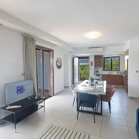 Villa Sea Satin - Center Ajía Nápa